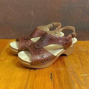 Dansko Perforated Brown Leather Sandals, Women’s EU 39
